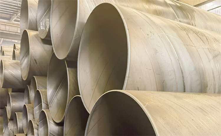 1220-10-8-12-14mm螺旋管，1820mm螺旋焊管，鋼材場(chǎng)排污水螺旋管，1650打樁螺旋管廠家