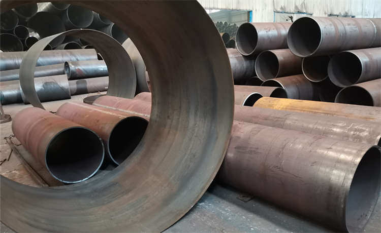 鋼材場焊管廠，大型鋼管生產廠家，2100mm大口徑螺旋焊管，1100mm螺旋鋼管