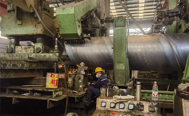 鋼鐵世界1220mm螺旋鋼管，柳州外徑2320mm螺旋焊管，203mm螺旋鋼管，尖樁鋼管樁廠家