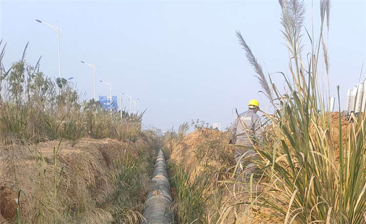 鋼材場螺旋焊管，百色1400mm螺旋焊管，1900mm螺旋管，埋地防腐螺旋管廠家