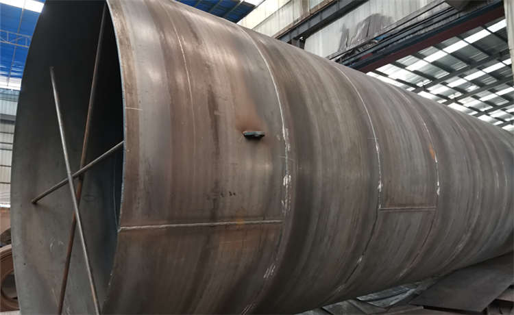 2600mm螺旋鋼管，D2420mm螺旋管，排水防腐鋼管廠家，鋼材場鋼板卷管加工廠