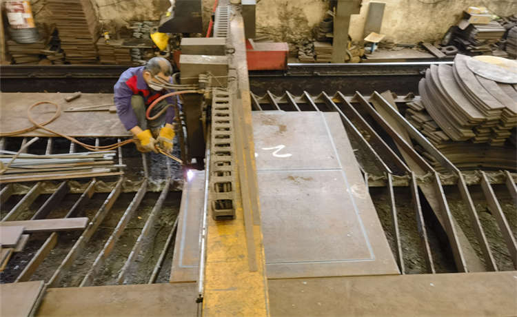 813mm螺旋管，佛山內直徑1300mm螺旋焊管，鋼頂管，優質螺旋管廠家