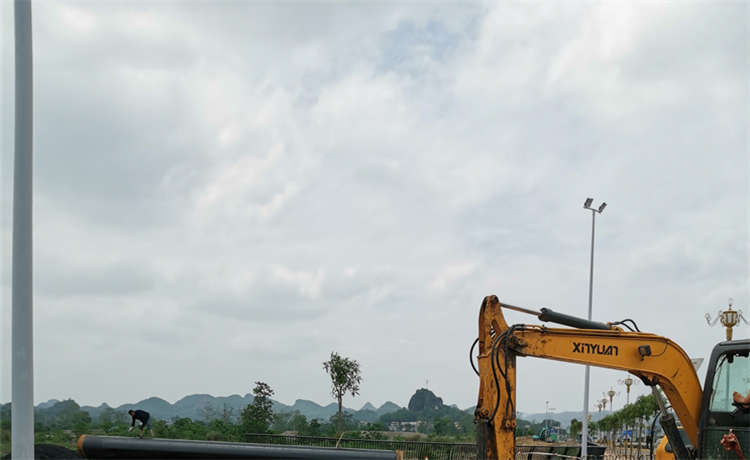 1420-10mm螺旋焊管，防城港1224-12螺旋鋼管，813mm螺旋鋼管，螺旋鋼管廠家